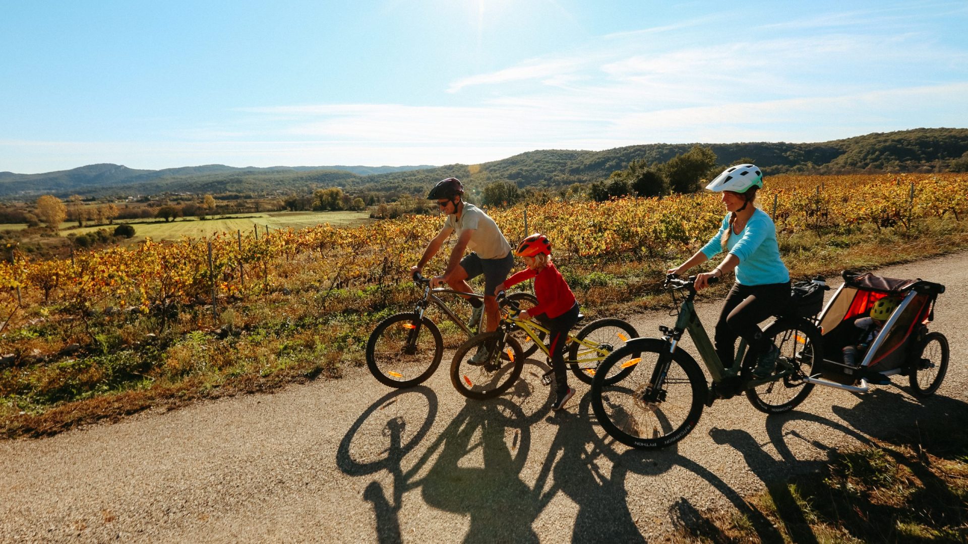 Vélo en famille automne vignes