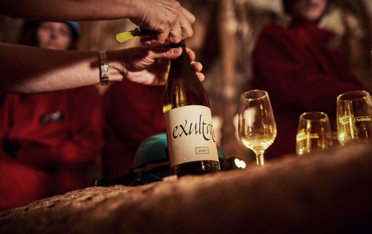 Visite Epicurienne dégustation de vins à la Grotte Saint-Marcel