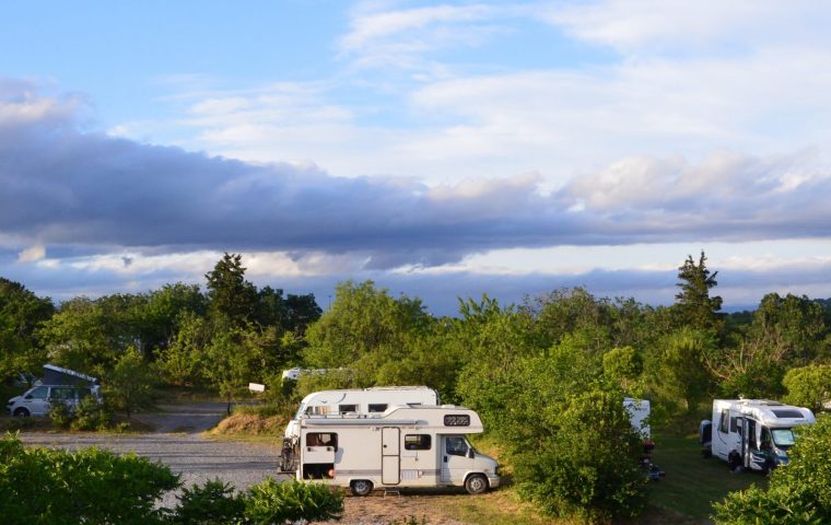 aire de camping Car sud Ardèche